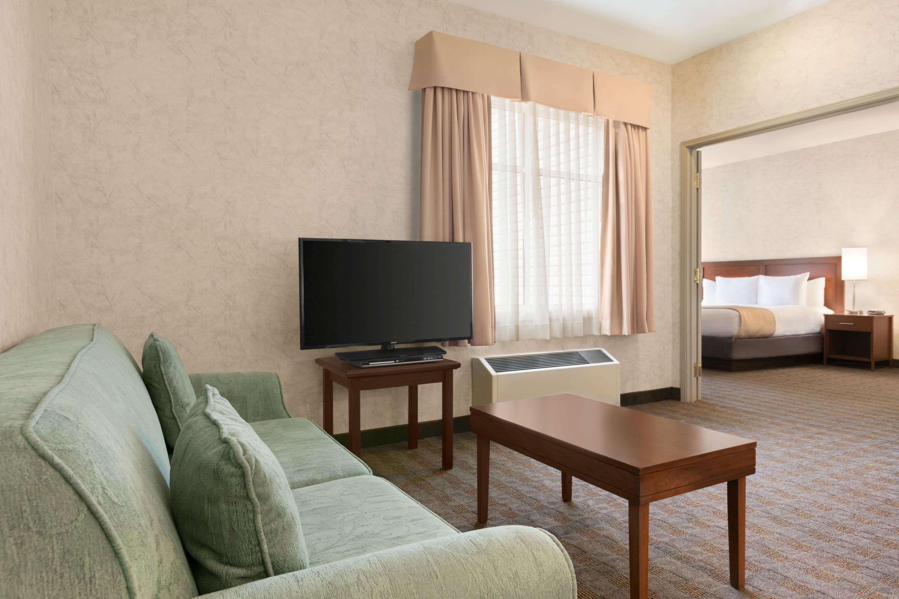 Days Inn By Wyndham Ottawa Airport Ngoại thất bức ảnh