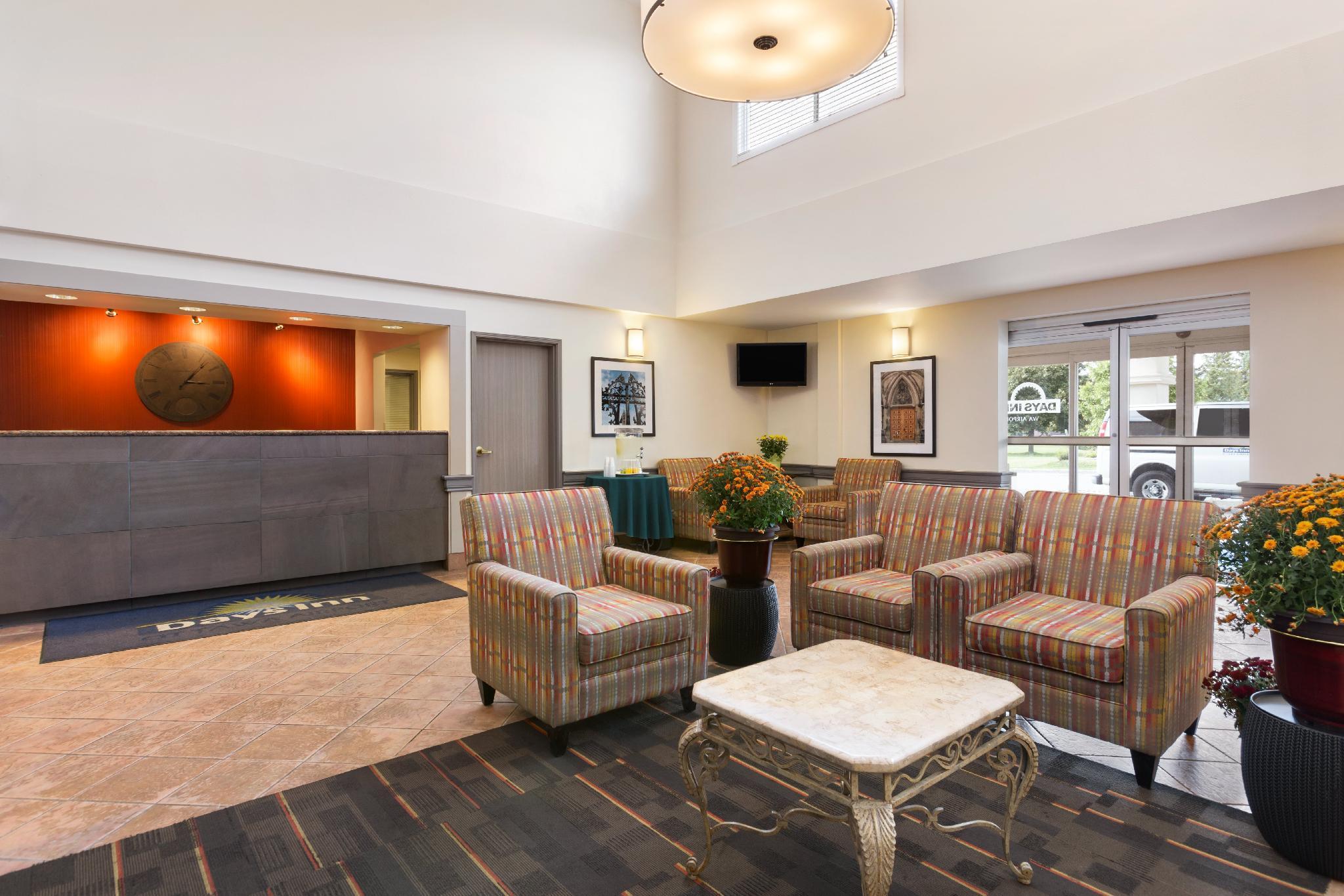 Days Inn By Wyndham Ottawa Airport Ngoại thất bức ảnh